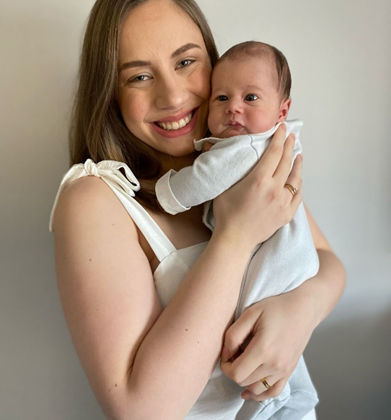 Mamãe Larissa e bebê Arthur 1 mês - Laurentino/SC Depoimento consultoria do sono por Larissa