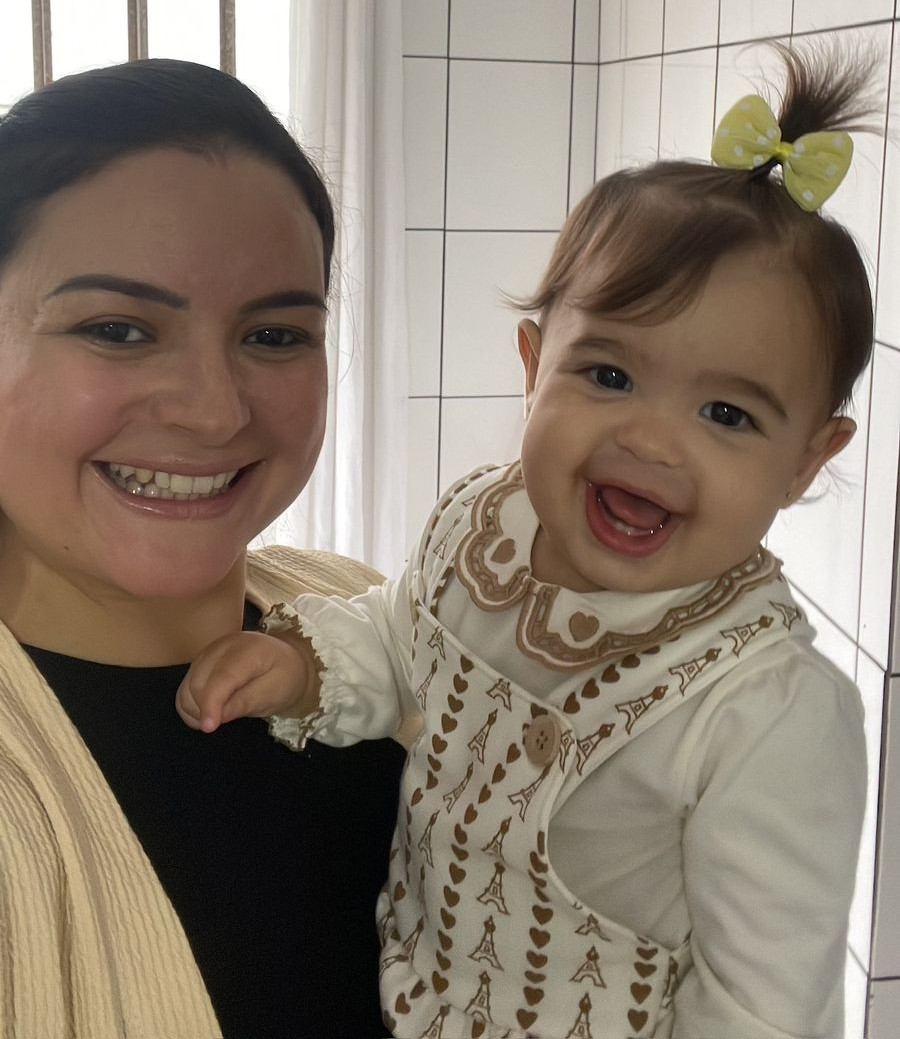 Mamãe Talita e bebê Lavínia 8 meses - Joinville/SC Talita e Lavínia